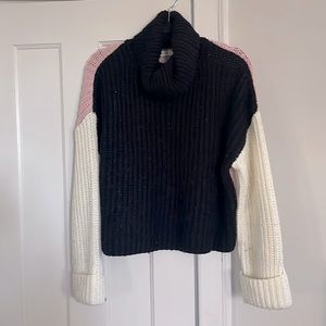 Tri color knit wool sweater from Avantlook, size M